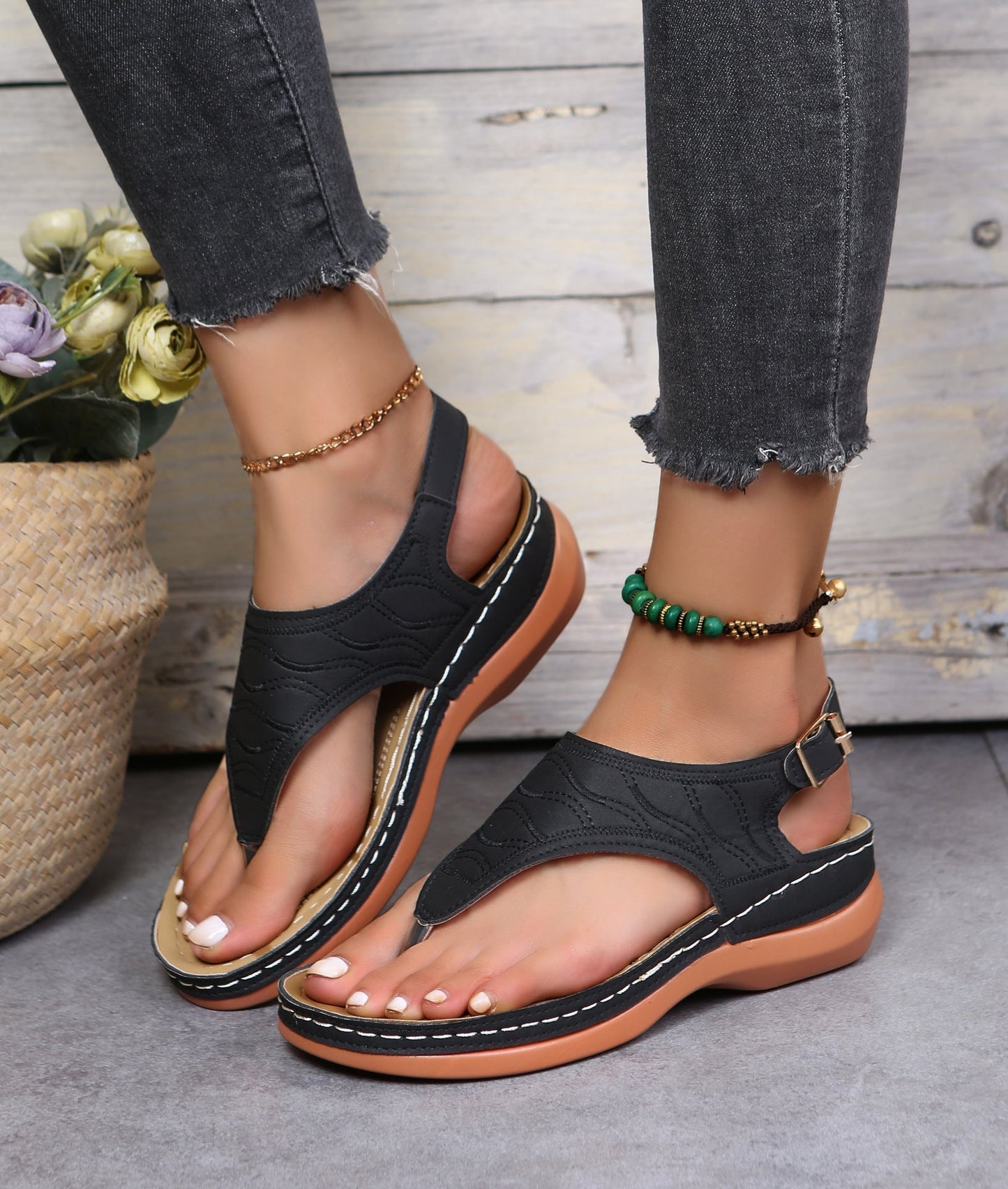 Women's Buckle Sandals